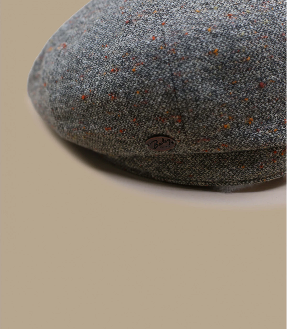 Bailey Currin Plaza Taupe 2 Bailey Currin Plaza Taupe – Image 2