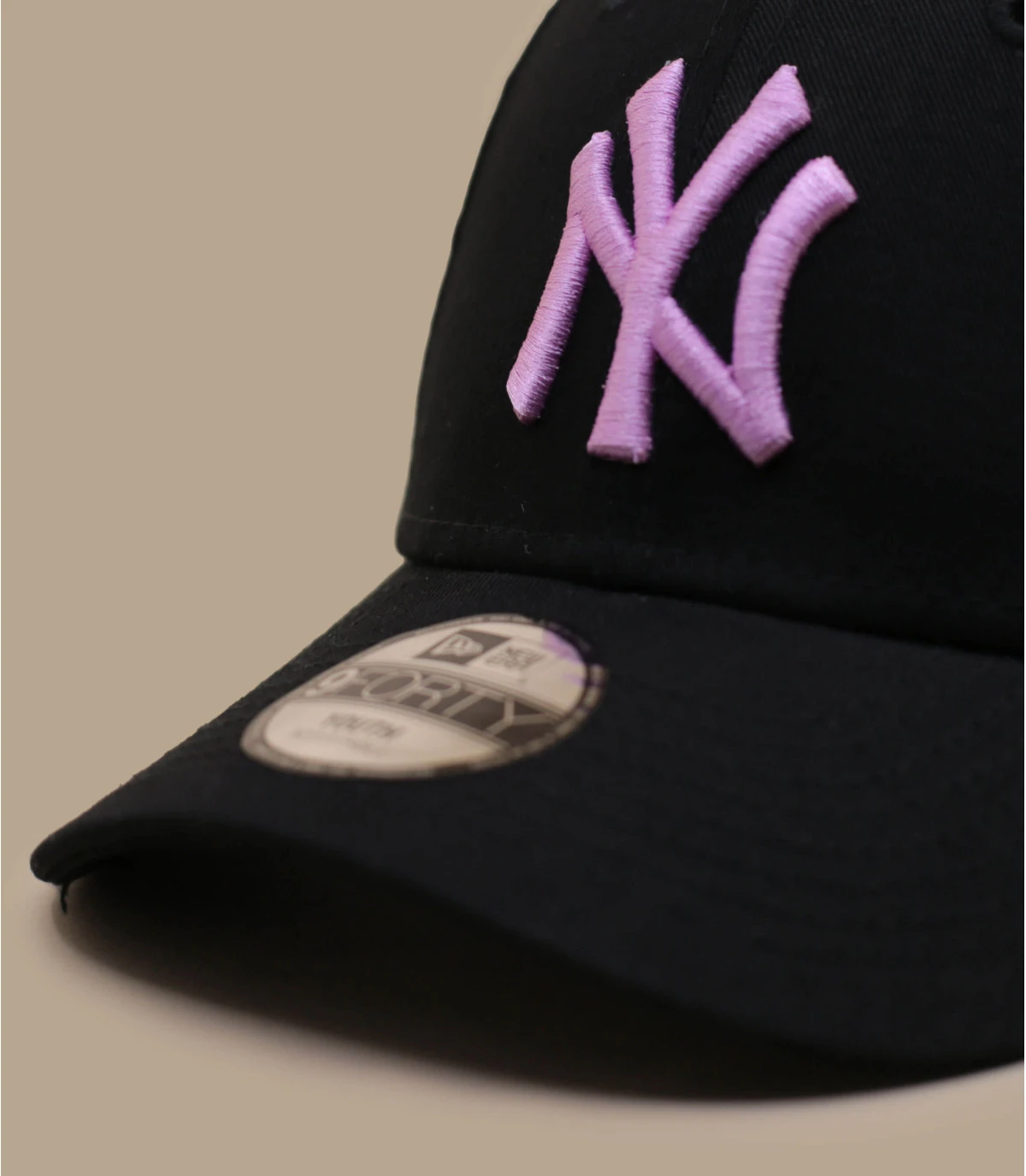 NEW ERA Kids League Ess 940 NY Black Pink 2 NEW ERA Kids League Ess 940 NY Black Pink – Image 2