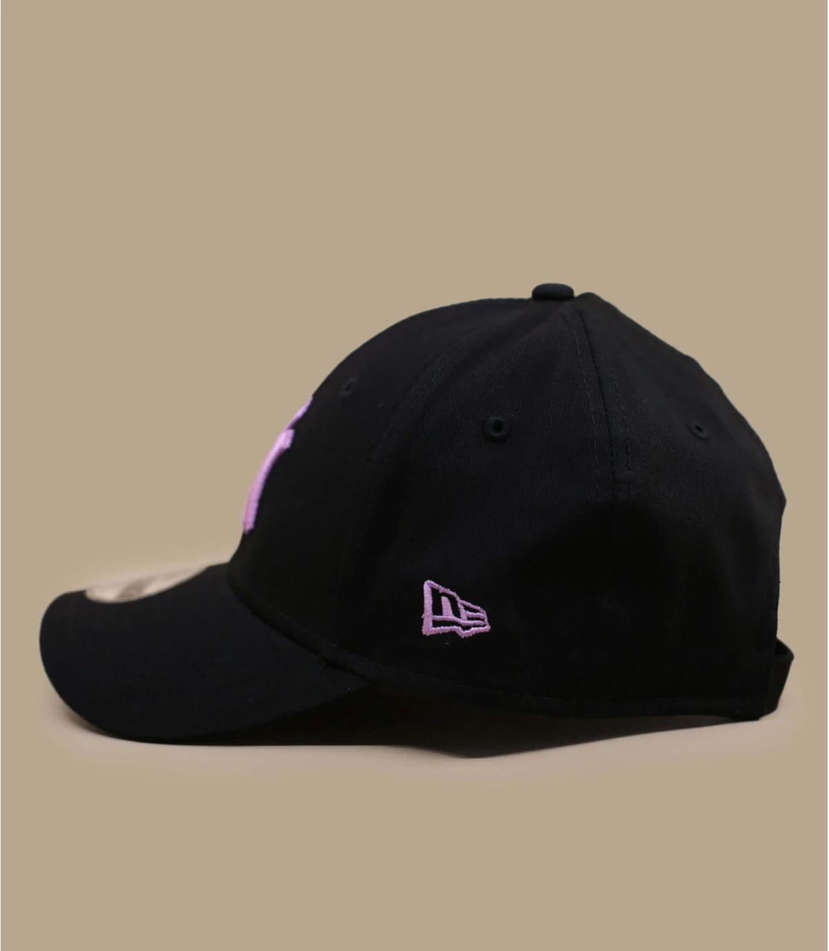NEW ERA Kids League Ess 940 NY Black Pink 3 NEW ERA Kids League Ess 940 NY Black Pink – Image 3