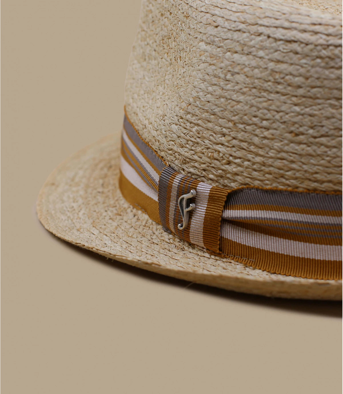 Mateo Raphia 3 Mateo Raphia – Image 3