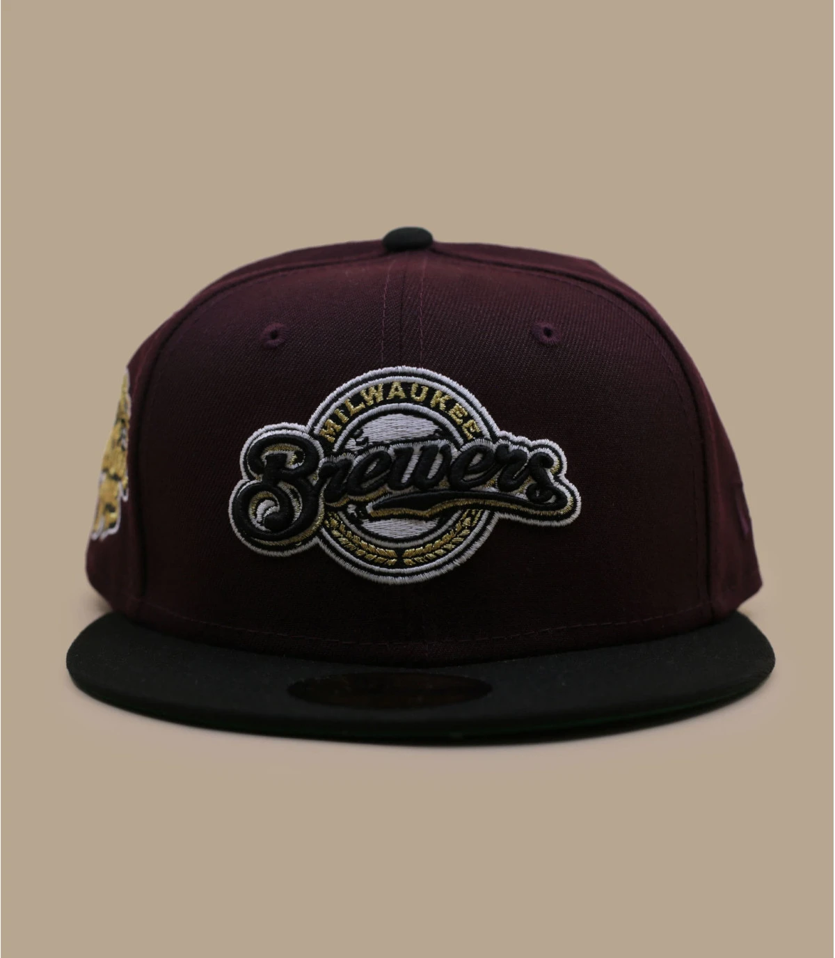NEW ERA Side Patch 59Fifty Milwaukee Brewers Marron Black 2 NEW ERA Side Patch 59Fifty Milwaukee Brewers Marron Black â Image 2